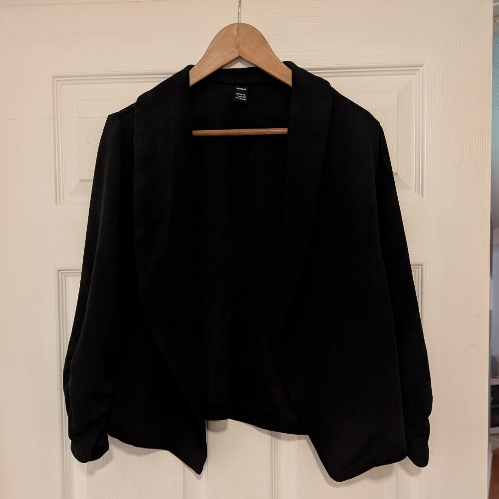 Black Lightweight 3/4 Length Sleeve Blazer Women's Size Large From Amazon